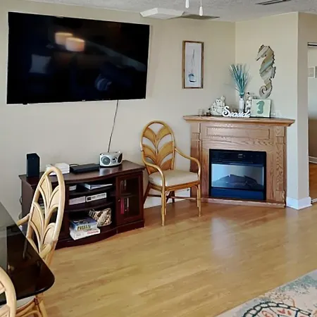 Surfside Six E Apartment